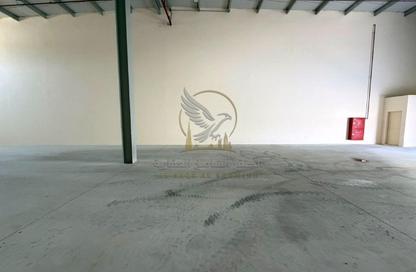 Warehouse - Studio - 1 for rent in Al Sajaa Industrial - Al Sajaa - Sharjah