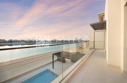 Villa - 5 - 7 for rent in Palm Jumeirah Frond N - Palm Jumeirah - Dubai