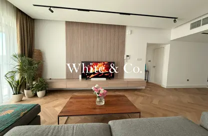 Apartment - 1 Bedroom - 1 Bathroom for sale in 8 Boulevard Walk - Mohammad Bin Rashid Boulevard - Downtown Dubai - Dubai