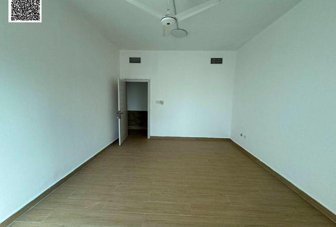 105112901 - Property Image 3