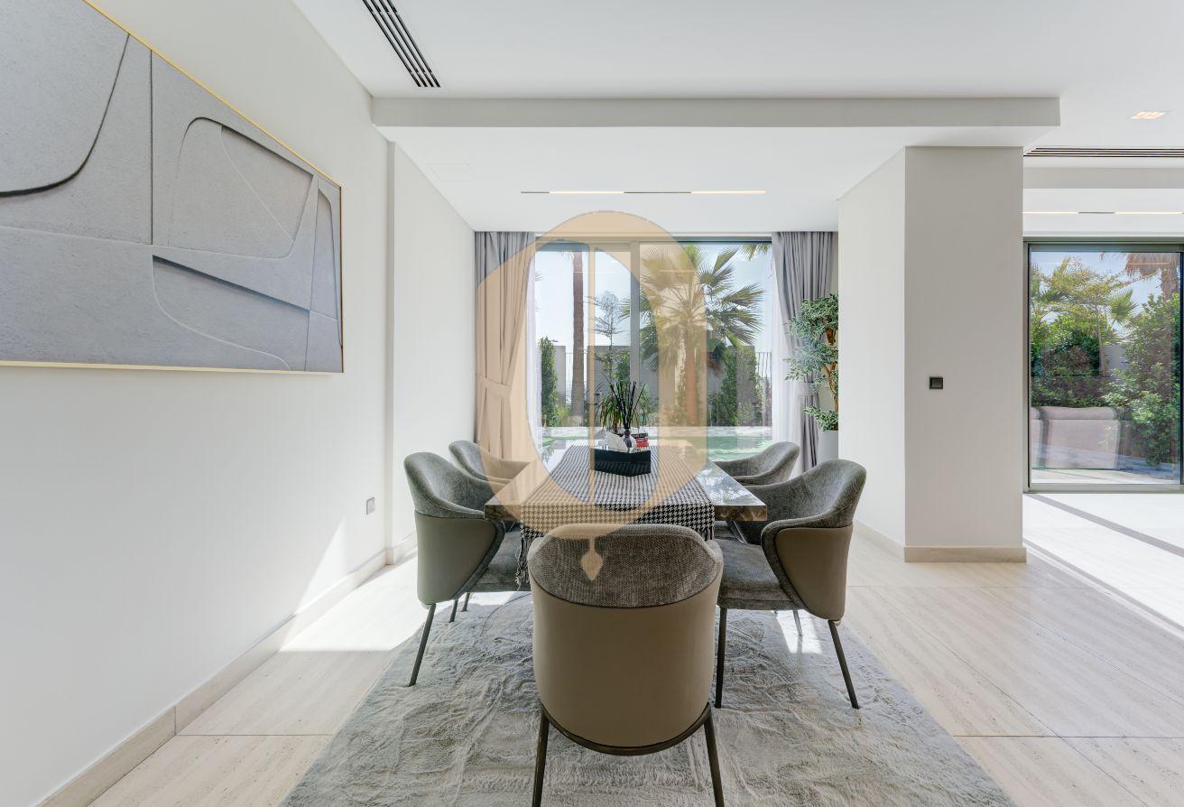 SIngle Row | Fully Furnished | Fully Upgraded photo 3
