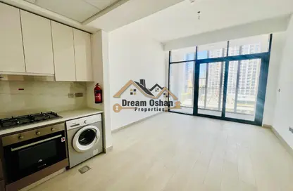Apartment - 2 Bedrooms - 2 Bathrooms for rent in Azizi Riviera 40 - Azizi Riviera - Meydan One - Meydan - Dubai