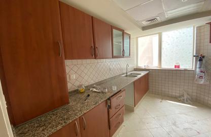 Apartment - 2 Bedrooms - 2 Bathrooms for rent in Al Khan Corniche - Al Khan - Sharjah