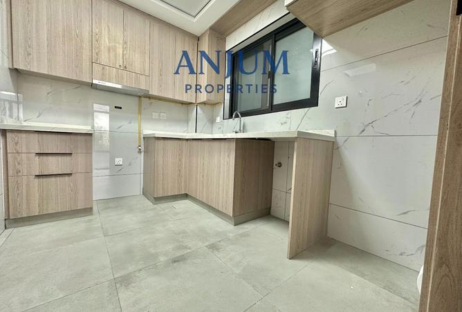 56164282 - صورة العقار 3