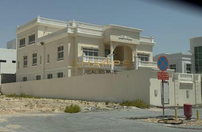 Villa - 7+ Bedrooms - 7+ Bathrooms for rent in Madinat Al Riyad - Abu Dhabi