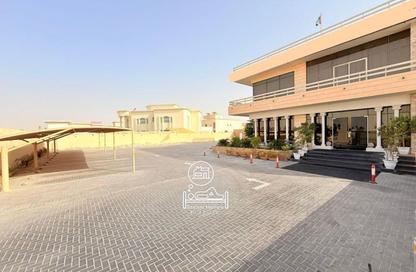 Villa - Studio - 7+ Bathrooms for sale in Khalifa City A - Khalifa City - Abu Dhabi