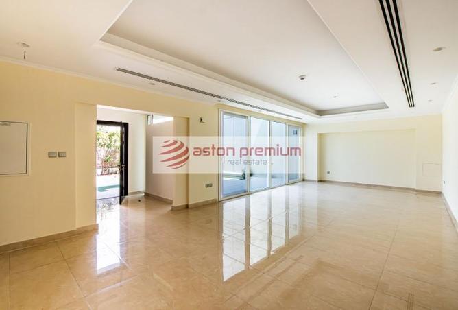 77389176 - Property Image 2