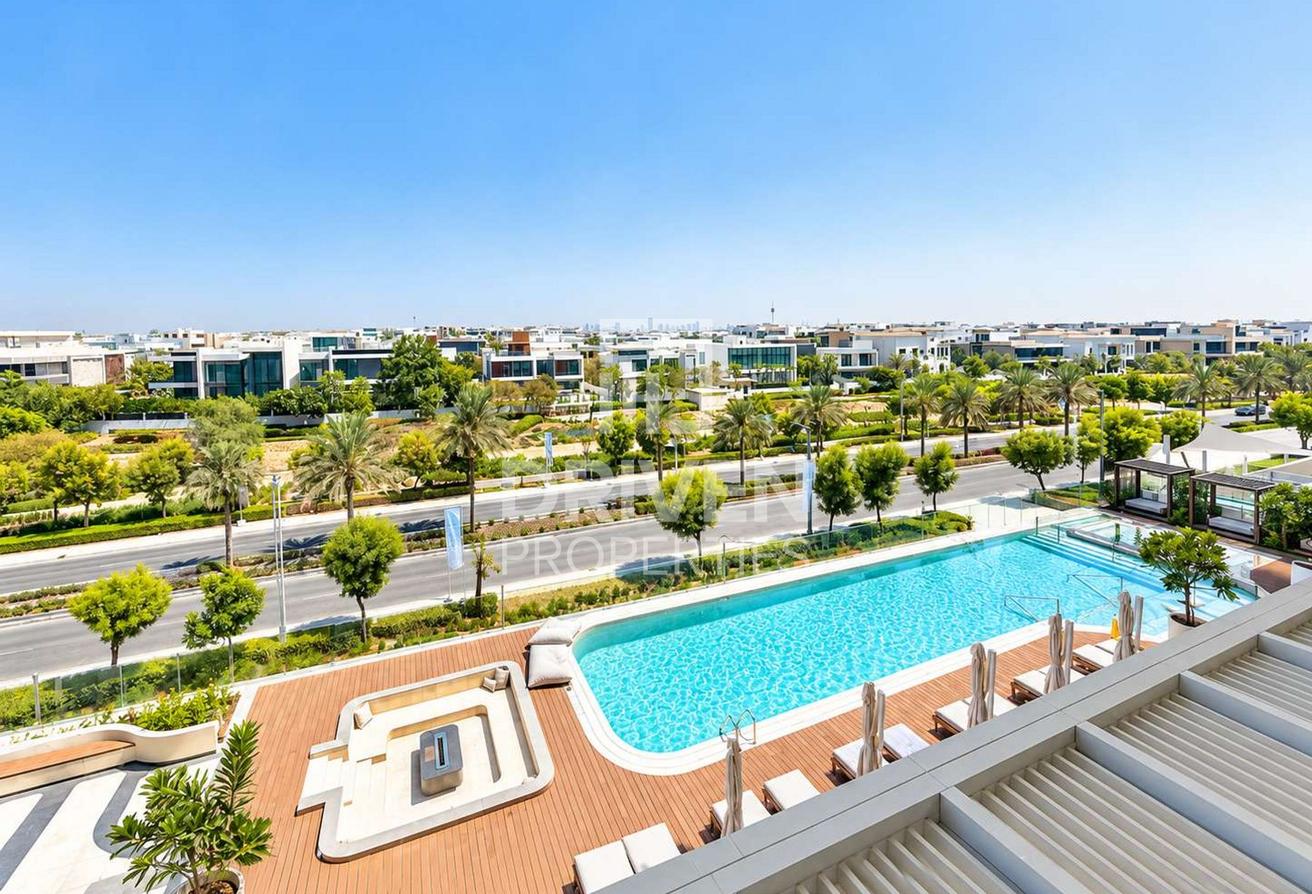 Pool and Villa View | Maids | Prime Parking Spot photo 20