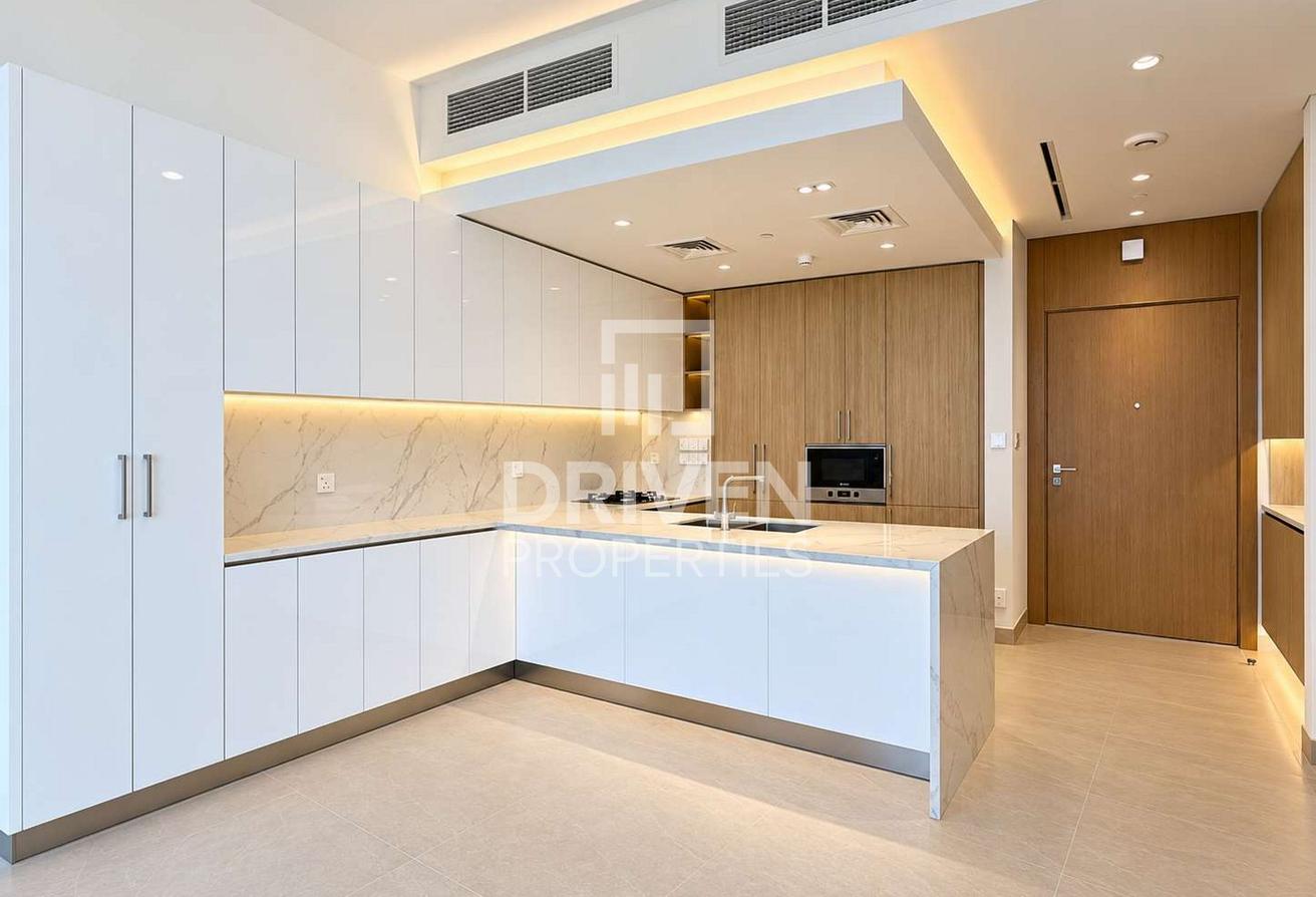 Pool and Villa View | Maids | Prime Parking Spot photo 4