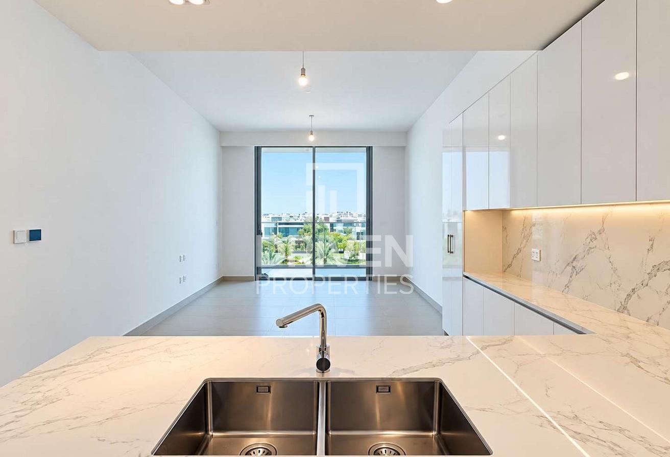 Pool and Villa View | Maids | Prime Parking Spot photo 6