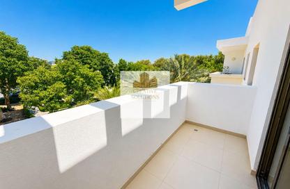 Apartment - 1 Bedroom - 1 Bathroom for rent in The Gardens Building 70 - The Gardens Buildings - The Gardens - Dubai