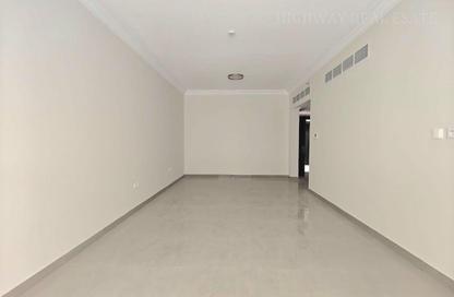 Apartment - 2 Bedrooms - 3 Bathrooms for rent in Muwailih Building - Muwaileh - Sharjah
