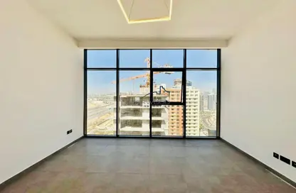 شقة - غرفة نوم - 2 حمامات للايجار في في2 - مدينة دبي الرياضية - دبي شقة - غرفة نوم - 2 حمامات للايجار في في2 - مدينة دبي الرياضية - دبي