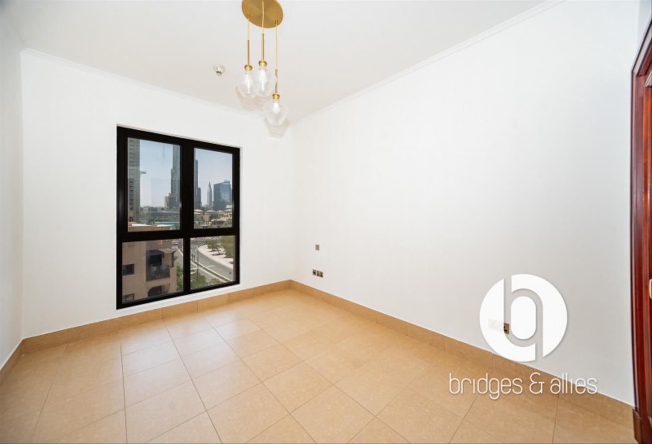 BURJ VIEW | HUGE 3 BEDS + MAID | AVAILABLE photo 11