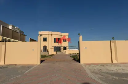 Villa - 5 Bedrooms - 6 Bathrooms for rent in Al Dhait South - Al Dhait - Ras Al Khaimah