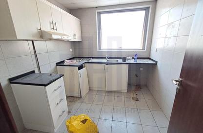 Apartment - 1 - 2 for rent in Fire Station Road - Muwaileh - Sharjah