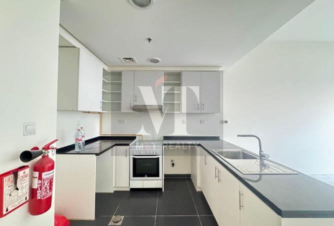 77388127 - Property Image 3