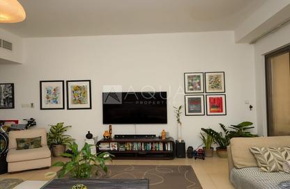 Apartment - 1 Bedroom - 2 Bathrooms for sale in Bahar 1 - Bahar - Jumeirah Beach Residence - Dubai