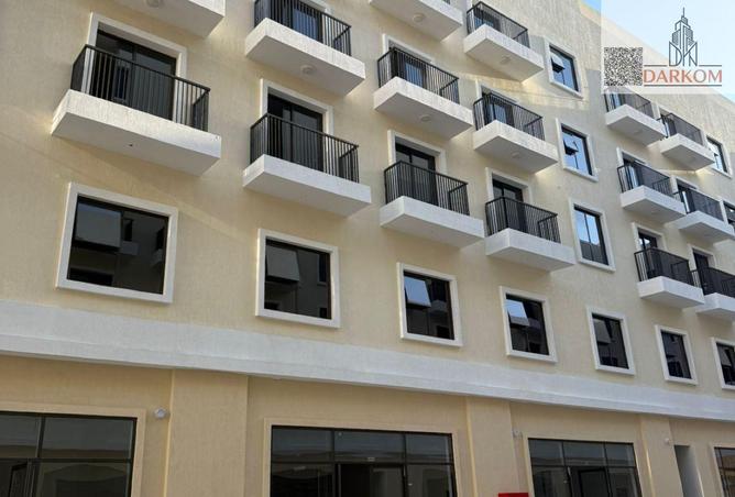 Studio in Kentia Directly on Sheikh Mohammed Bin Z