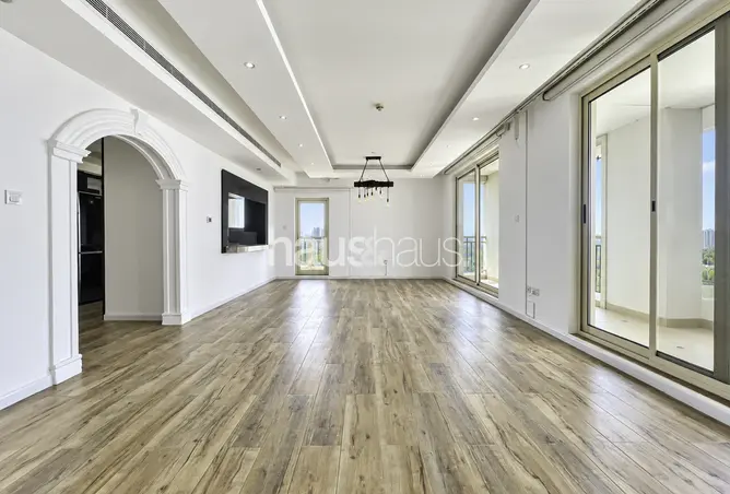 108181247 - Property Image 3