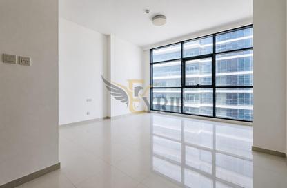 Apartment - 2 - 3 for rent in Golf Promenade 2B - Golf Promenade 2 - Golf Town - Damac Hills - Dubai