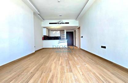 Apartment - 1 Bedroom - 2 Bathrooms for rent in Westview Garden - Jumeirah Village Circle - Dubai