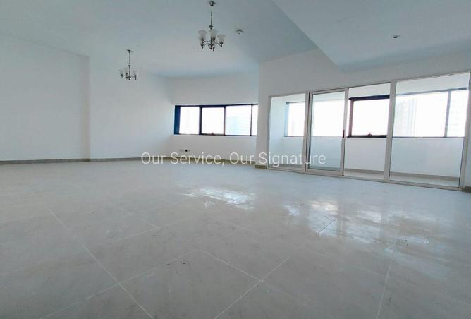 101726805 - Property Image 3