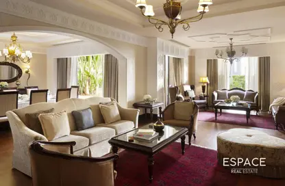 Villa - 5 Bedrooms - 6 Bathrooms for rent in Jumeirah Zabeel Saray - The Crescent - Palm Jumeirah - Dubai