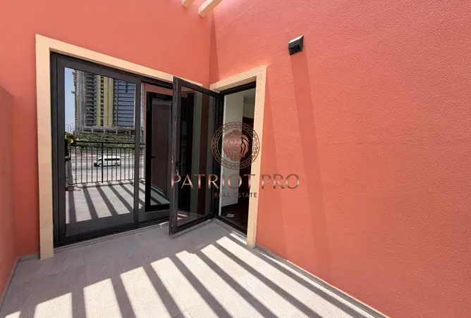 153306800 - Property Image 3