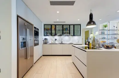 Apartment - 2 Bedrooms - 3 Bathrooms for rent in Marina Residences 4 - Marina Residences - Palm Jumeirah - Dubai