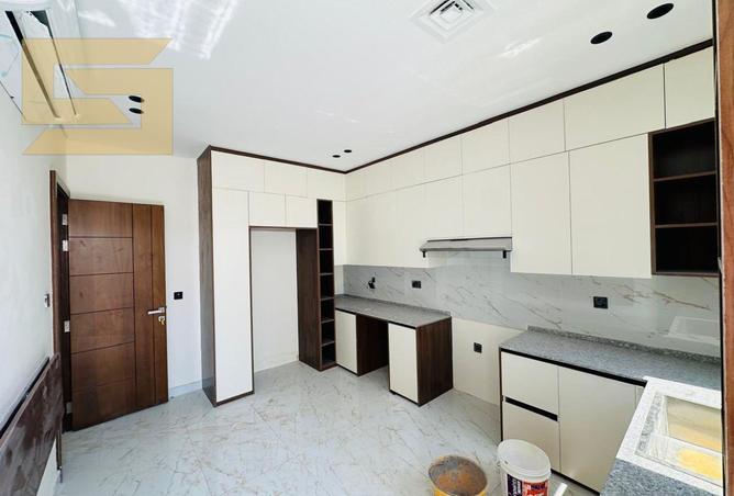 135157454 - Property Image 2
