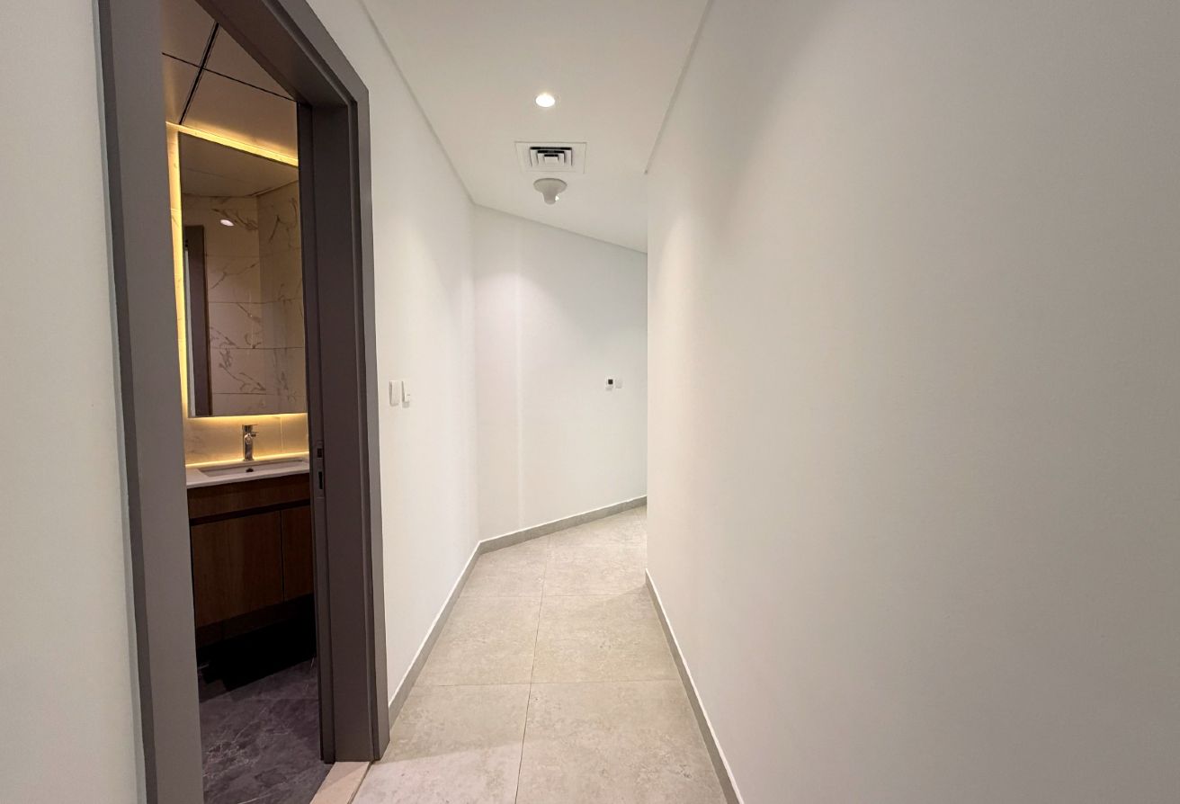 Spacious | Fully Furnished | Brand New gallery image
