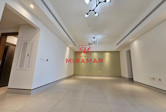 120182110 - Property Image 3