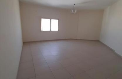 Apartment - 1 - 1 for rent in Bu Tina - Al Sharq - Sharjah
