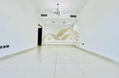 Apartment - 1 Bedroom - 2 Bathrooms for rent in Jumeirah Garden City - Al Satwa - Dubai