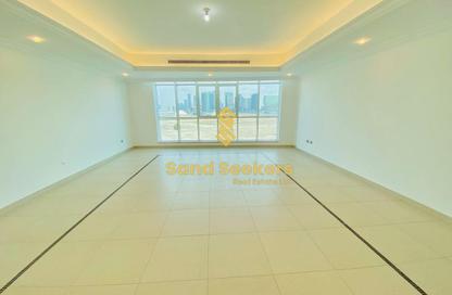 Apartment - 3 Bedrooms - 4 Bathrooms for rent in Al Aryam Tower - Tourist Club Area - Abu Dhabi
