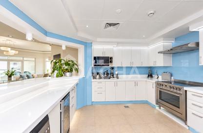 Apartment - 3 - 2 for sale in Jash Hamad - Shoreline Apartments - Palm Jumeirah - Dubai