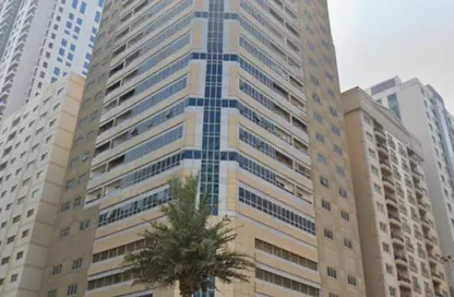Apartment - 1 Bedroom - 2 Bathrooms for sale in Al Taawun Street - Al Taawun - Sharjah