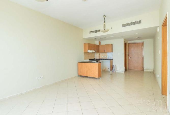 105976177 - Property Image 2