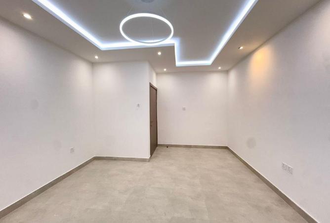 76572419 - Property Image 3