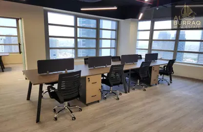 مكتب - غرفة نوم - 1 حمام للايجار في برج بارك لين - الخليج التجاري - دبي