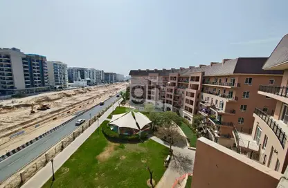 Apartment - 3 Bedrooms - 4 Bathrooms for sale in Abbey Crescent 2 - Abbey Crescent - Motor City - Dubai