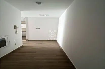 Apartment - 1 Bedroom - 2 Bathrooms for rent in Flamingo Building - District 15 - Jumeirah Village Circle - Dubai