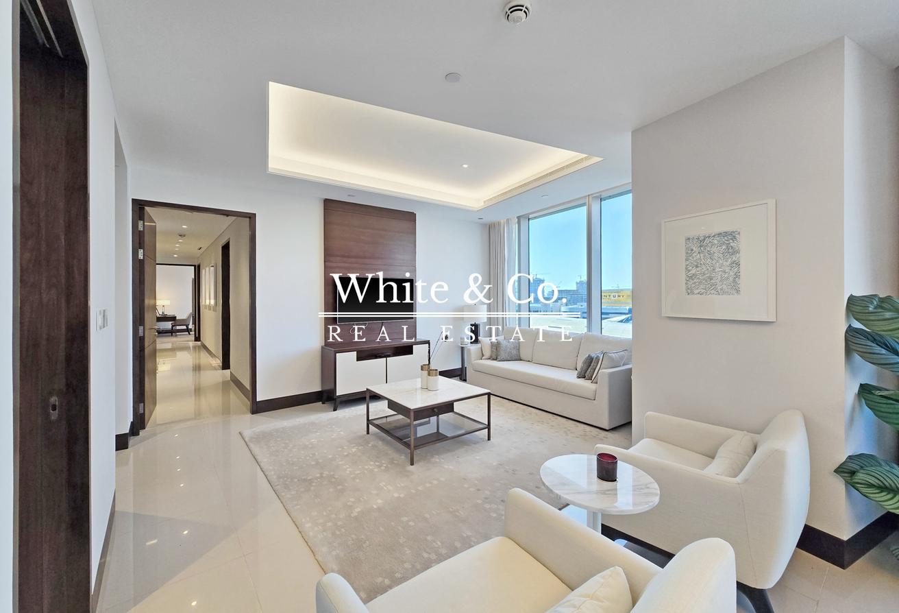 Vacant Now | Fully Furnished | City View photo 7