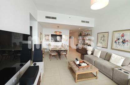 Apartment - 3 Bedrooms - 4 Bathrooms for sale in Downtown Views - Zabeel 2 - Zabeel - Dubai