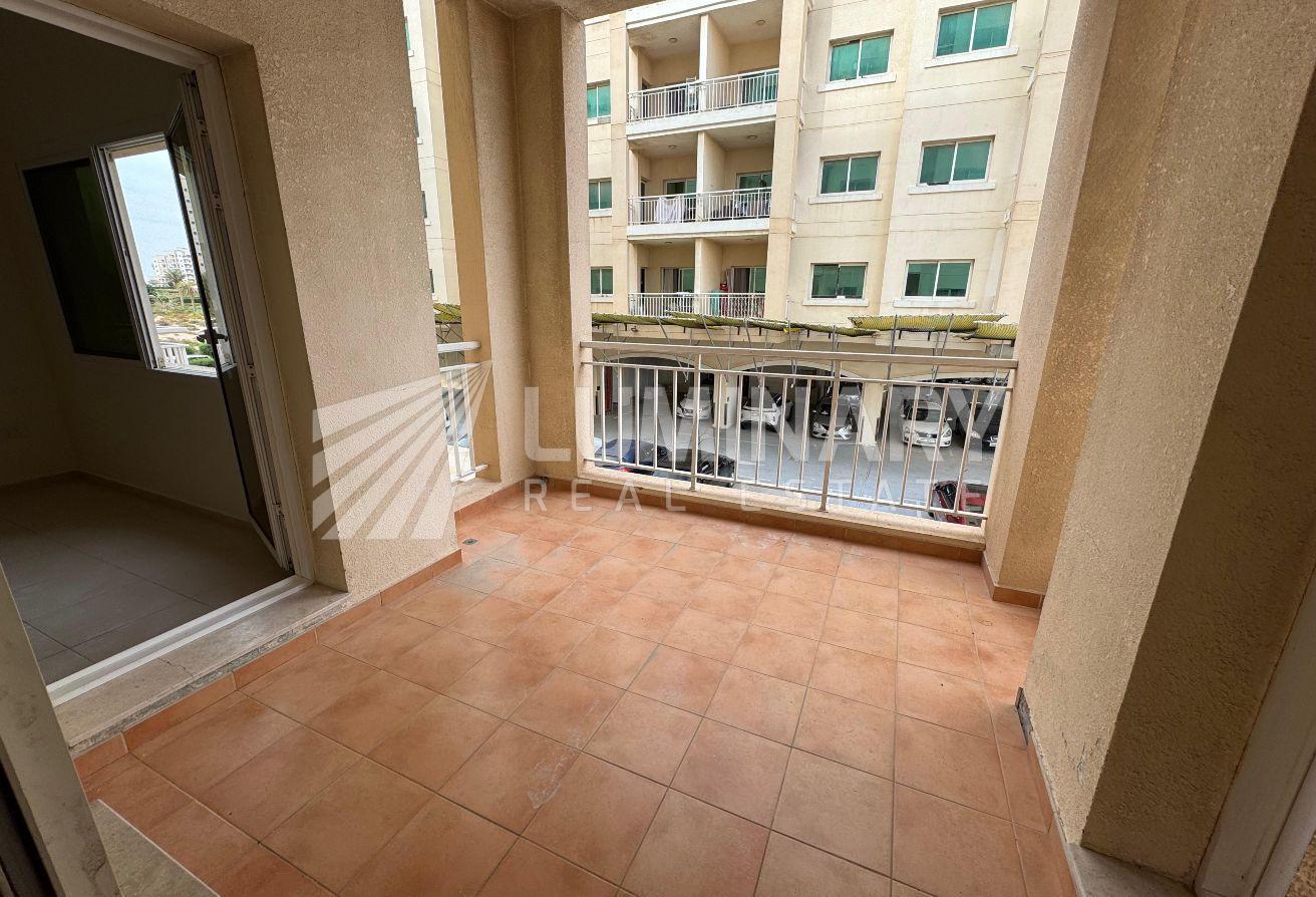 1 BR Apartment Fully Furnished Balcony and Parking photo 8