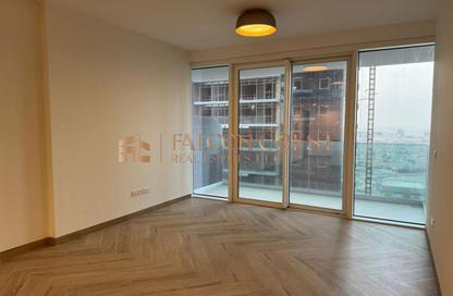 Apartment - 1 Bedroom - 2 Bathrooms for rent in 1 Residences - 2 - 1 Residences - Al Kifaf - Bur Dubai - Dubai