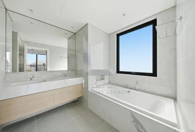 161869945 - Property Image 3