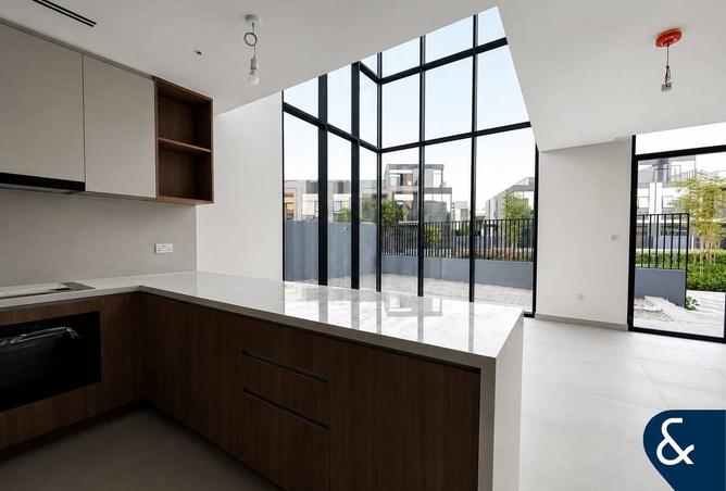 132015324 - Property Image 3