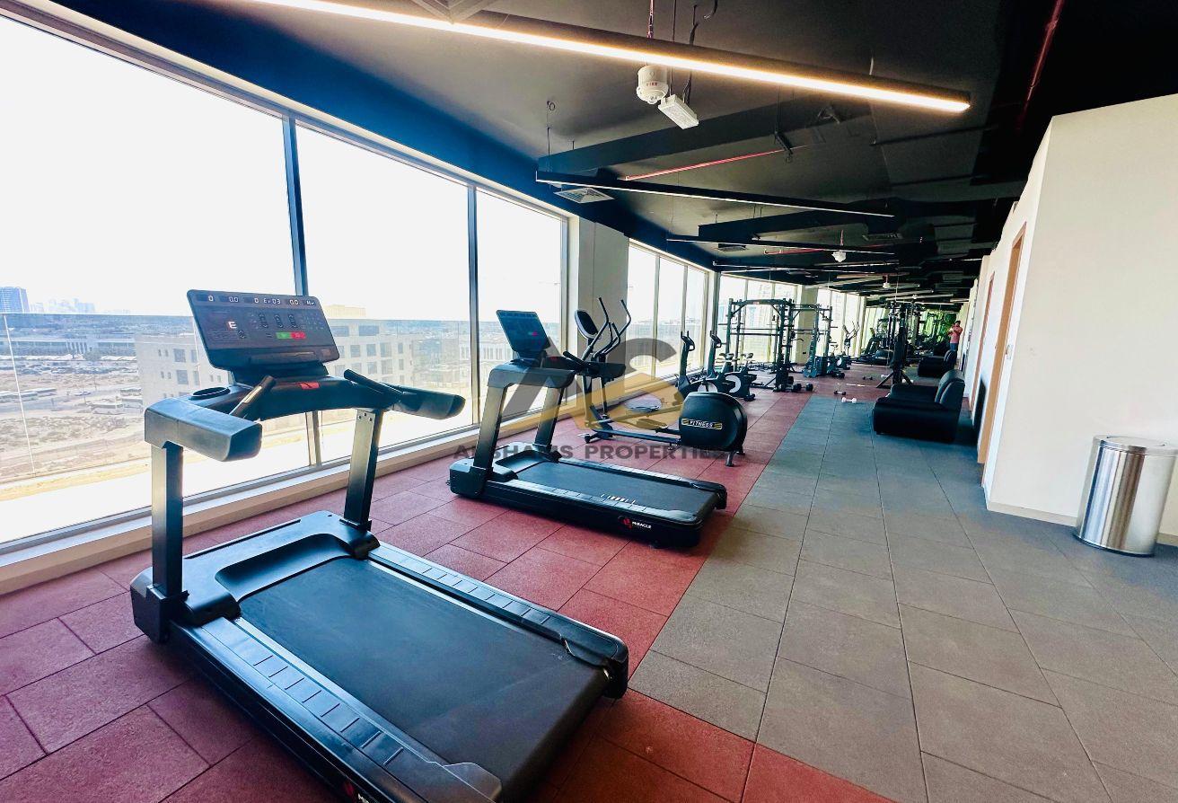 Huge Terrace + One Month Free | Ready To Move 1BR photo 5